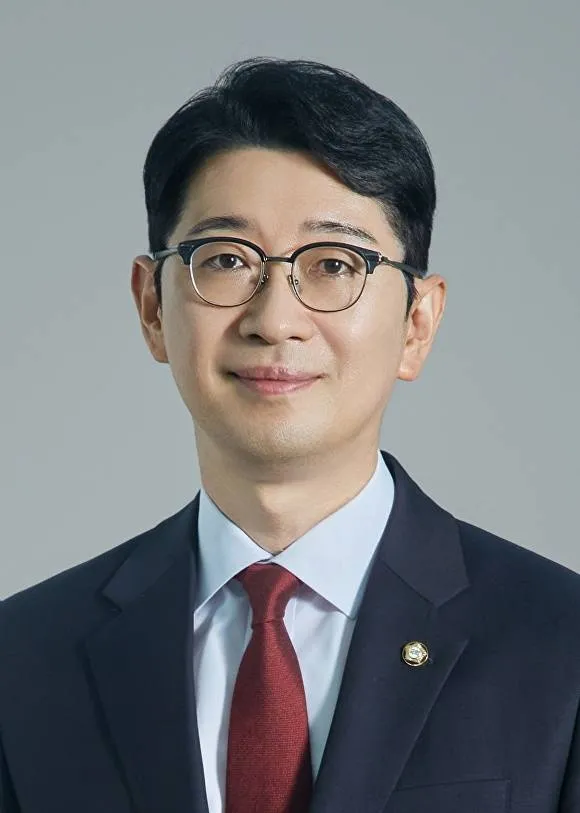 국회의원의 "북한상" 발언, 정말 표현의 자유일까? 주진우 의원 vs 유해진 배우 논란 완전 분....