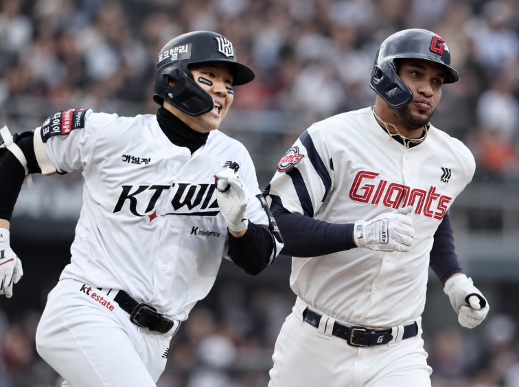 피 튀기는 최다안타 싸움…KBO 역사상 최초 기록 나올까?