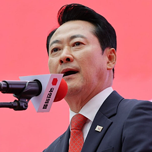 [속보] 장동혁 오늘 육영수 생가 찾는다…영화 ‘암살자(들)’ 논란 정면 겨냥