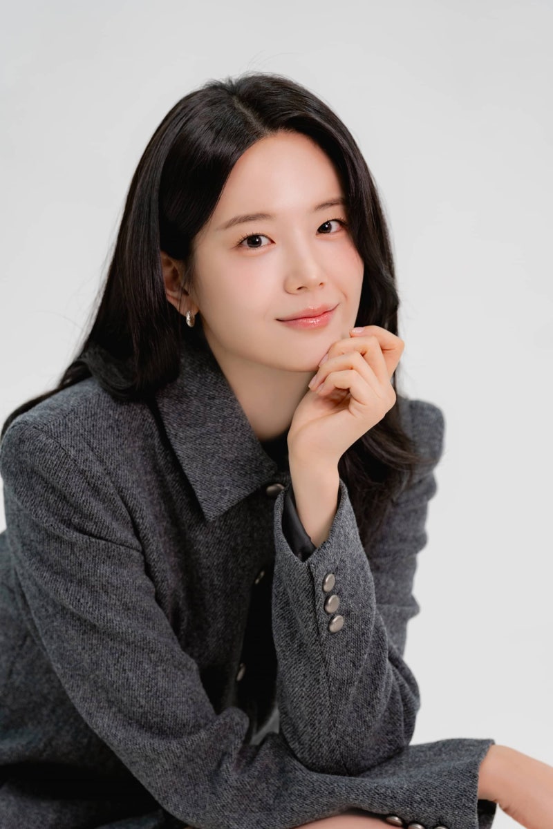 장규리 놀라운 과거 얼굴과 나이, MBTI, 가족, 아버지, 프로미스나인, 포핸즈 홍재인