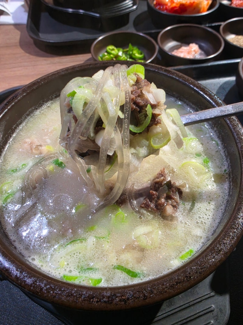 Lotte Mall Suji Restaurant | Damso Sosagol Sundaeguk on the 2nd Floor, a Hearty Meal for Under 10,000 Won