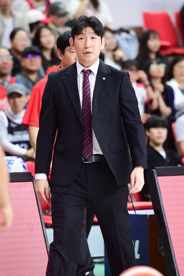 “외국선수라도 용납 안 한다” 양동근 감독 초강수 베즐리 후반 통째로 뺀 이유
