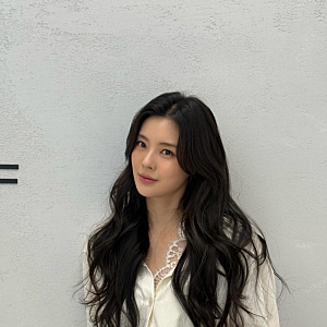 "웨이브펌에 러블리함까지" 이선빈 이광수 프로필 나이 나무위키 결혼 한화 시구 영화 드라....