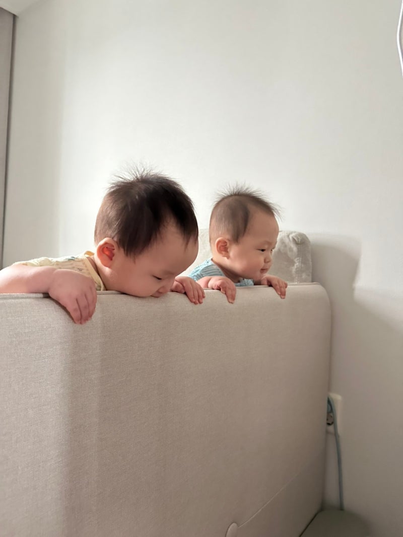 일룸 쿠시노 쌍둥이 1년 사용후기ㅣbbz가드, 매트리스, 장단점, 아기들의 반응은?