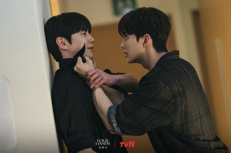포핸즈, BL 드라마 맞아? 이준영·송강 관계성이 화제된 이유