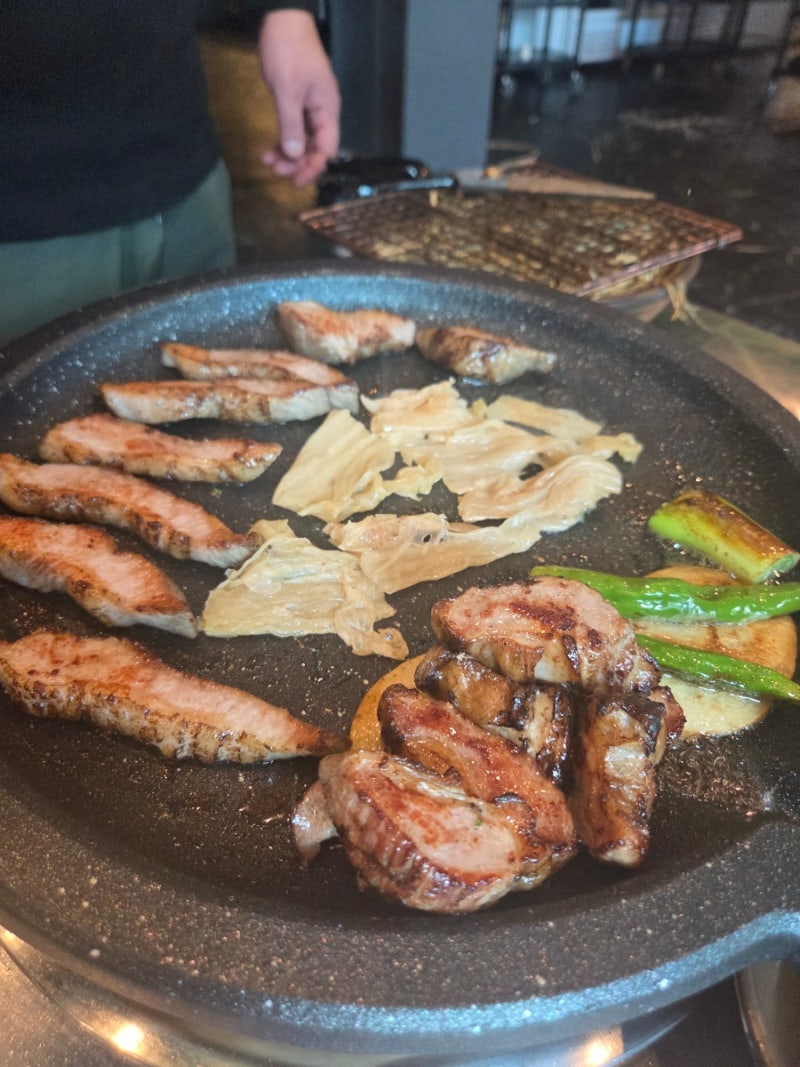 속초청초호맛집 도천짚불구이 속초본점 짚불향쏙밴고기