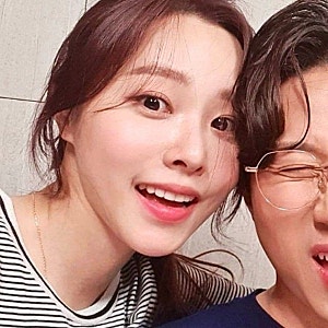 6월 이혼설 부인했던 박성광♥이솔이, 14년 만에 열린 KCM 결혼식에 나란히 앉았더니…