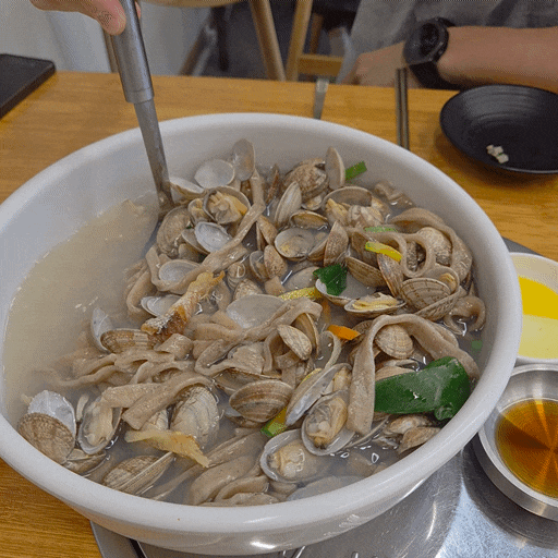 양재시민의숲 맛집 점심 선바위메밀장터 양재 바지락 500g 메밀칼국수 후기