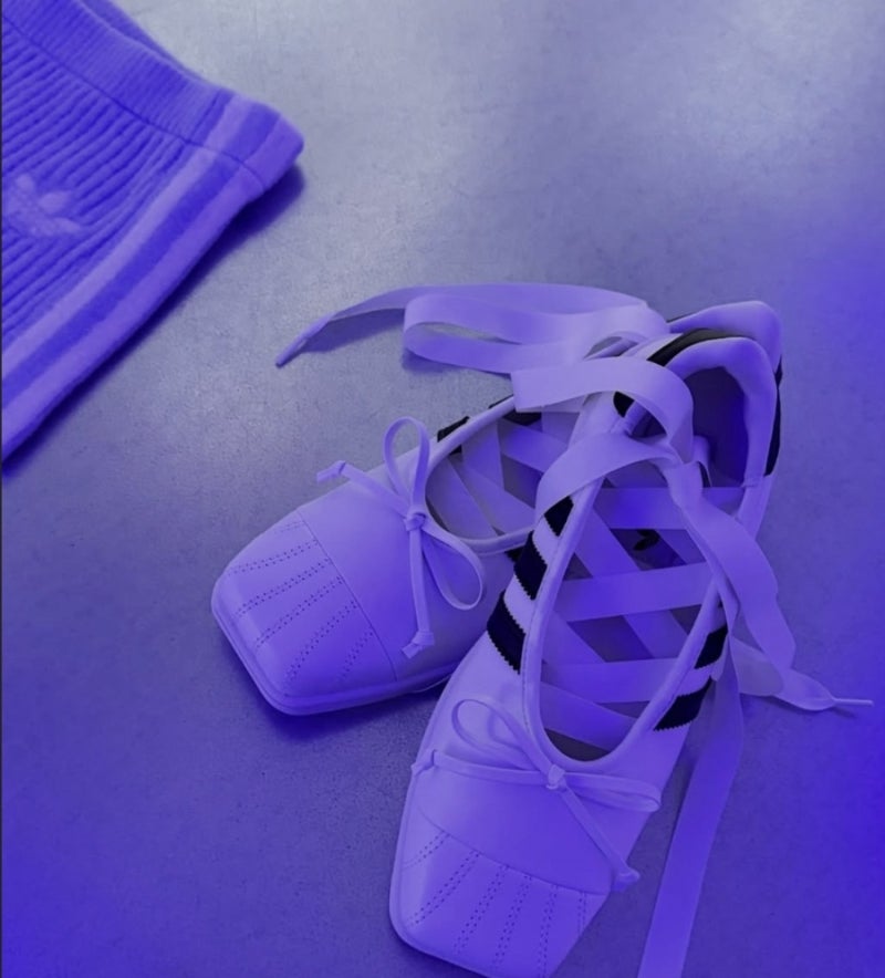 adidas Originals by JENNIE 제니 아디다스 발레코어 콜라보, 어떤 컬렉션일까?