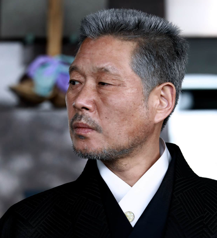 “60세인 줄 알았는데 53세?” 유재명 프로필 나이 아내 결혼 아들, 8살 아빠였어?