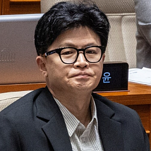 [속보] 권영진 “한동훈 노무현 공방, 나는 빼달라”…‘피아제 시계·박연차’ 논란 확산