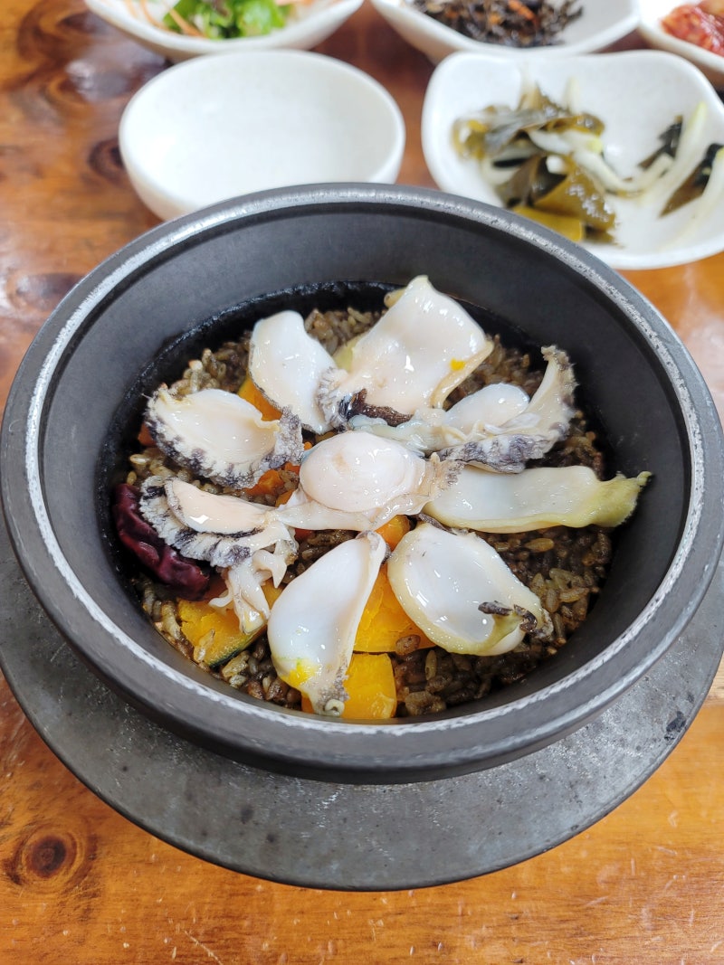 명진전복 - 제주 동쪽 맛집 여전히 맛있는 전복돌솥밥