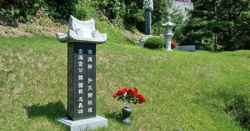 삼밭에 쑥 제 3편- 1, “찬란한 햇빛에는 그림자도 선명하다”
