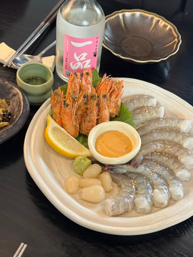 수원 행궁동 행리단길 분위기 좋은 야장 술집 한식주점 전통주 쌀술집 생새우회 맛집 고사리....
