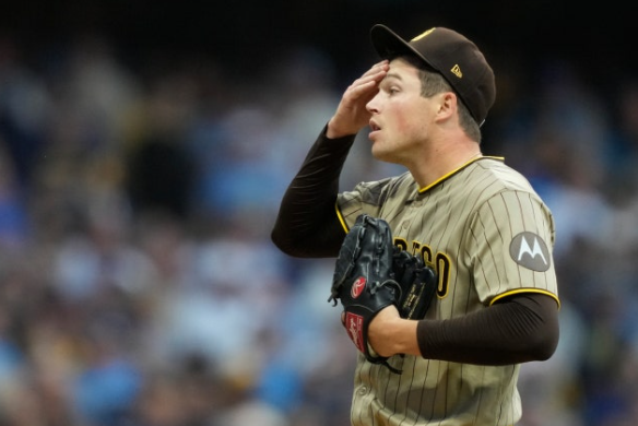 "104마일 마무리가 왜 9회에 무너졌나" 밀워키가 2사 만루까지 만든 과정, NLDS 2차전은 결국 볼....