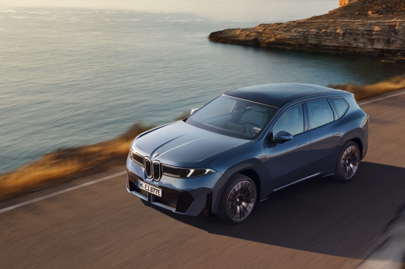 신형 BMW iX3 국내 출시｜가격 7,990만원·주행거리 611km·10분 충전 250km