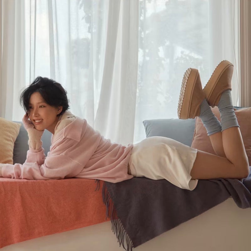 어그맛 털크록스 신상, 벌써 품절 진행 중