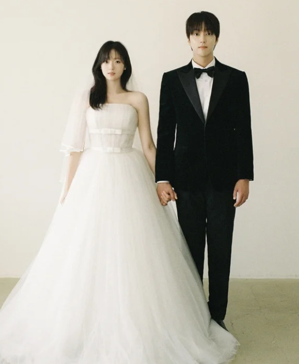 <b>이유진</b><b>차경은</b> 11월 <b>결혼</b>…첫눈에 반했다더니 6월부터 <b>결혼</b> 전제 ....