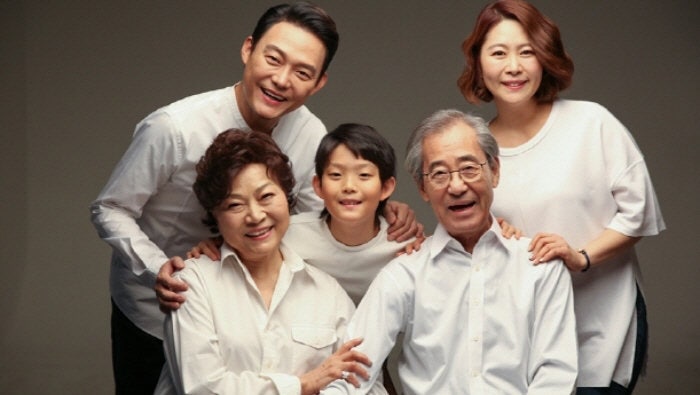 '아빠보다 크다'던 남성진 19살 아들, 배우 집안 3대 될까? 술렁인 이유는…