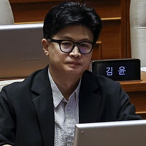 김어준 한동훈 노무현 설전 "X꼰대" 충돌, 3억 시계·뉴저지 집 팩트 공방 총정리