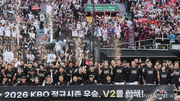 KT 정규시즌 우승｜롯데 9-0 완파, 이강철은 어떻게 5년 만에 정상에 올랐나?