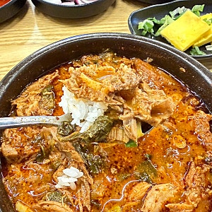 운정 야당 맛집 청년 감자탕 순대국 운정야당점 순살해장국·뼈해장국 후기