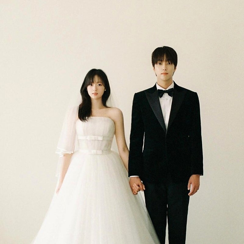이유진, 웨딩화보 들고 전한 소식…결혼 상대의 정체