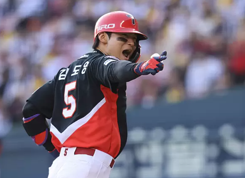 [KBO] "1경기 차로 와일드카드 떨어진다고??" KIA-LG 3위 단두대 매치, 롯데 고춧가루에 달린 잔혹....