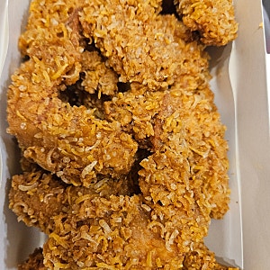 내돈내산후기 BHC치킨 효창공원역점 콰삭킹 3&7콤보 배달후기