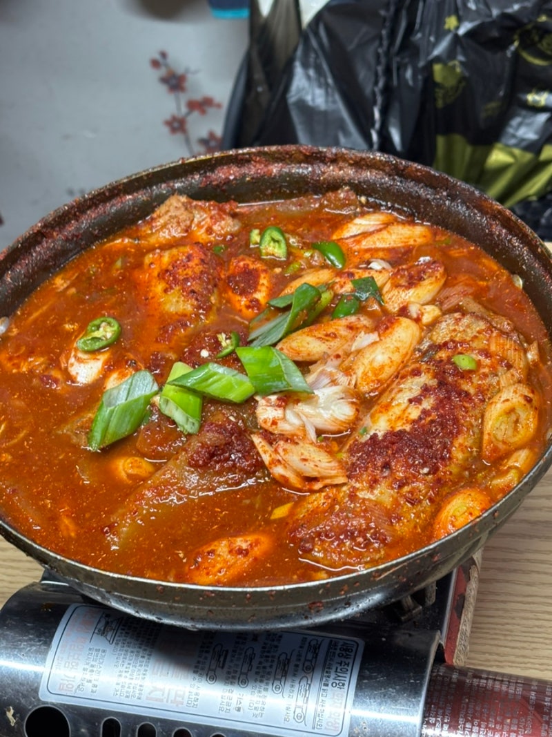 남대문시장 웨이팅 적은 갈치조림 존맛집 청운식당 유월커피 얼먹휘낭시에 추천