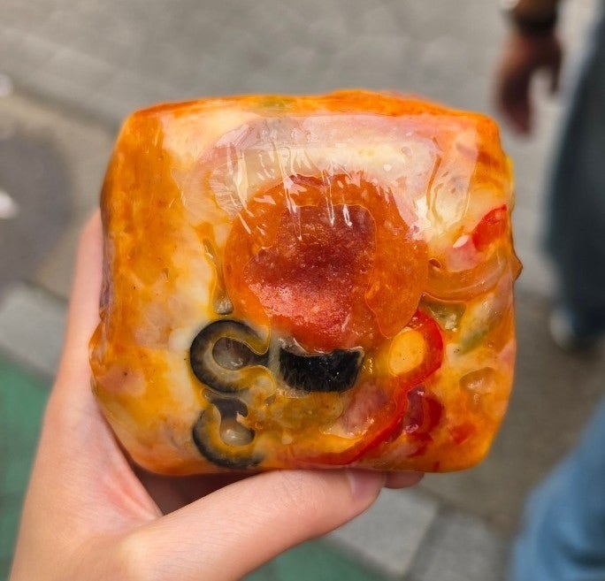 [맛집] 용인 중앙시장 먹거리 후기 고향떡집 '피자설기', 일미식당 '만두', 김재열 축산도매센....