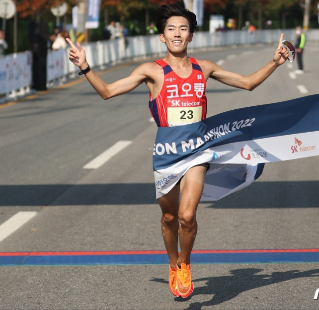 “한국 선수 최초라고?” 마라톤 박민호 기록에 모두가 놀란 이유