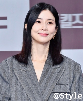 "믿고 보는 배우의 역대급 변신!" 배우 이보영 나이부터 소속사, 그리고 애 셋 싱글맘 가사조....
