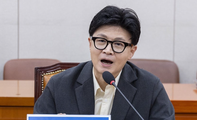Breaking News: Han Dong-hoon Alleges "NIS Director Lee Jong-seok Denied US Entry" - Minister Cho Hyun Strongly Rebuts, "Absolutely Not"