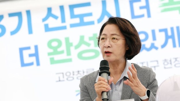[파장이커진다] 경기도청원 추미애 사퇴 청원 "3만명 돌파 하루만에 답변"…재청원 도배된 이....