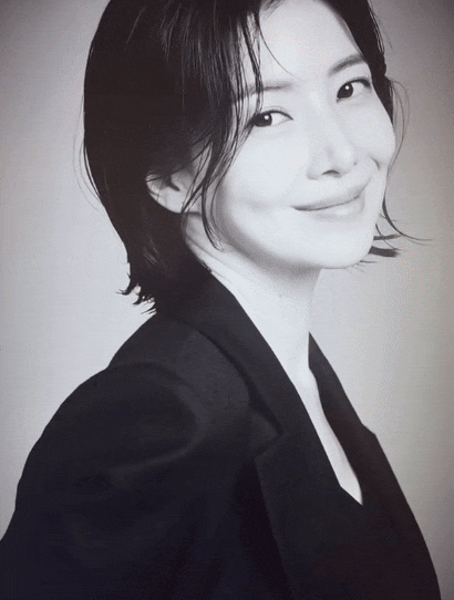 “48세 맞아?” 단발에 우아한 분위기… 윤세아 최근 근황과 프로필