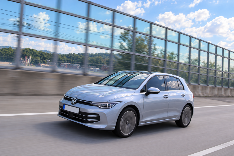 2026 폭스바겐 골프, 이젠 아반떼보다 싸게 만날 수 있다?