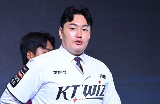 최지만 계약금 0원 왜? KT 2027 신인 11명 전원 계약