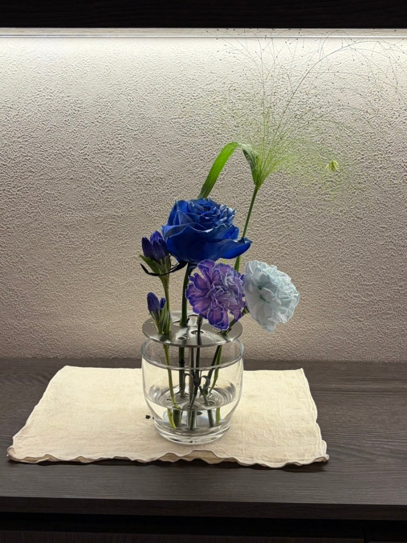 프리츠한센 이케바나 화병 후기｜실물 보고 고른 인테리어 소품, 생화까지 예쁘게 꾸미기