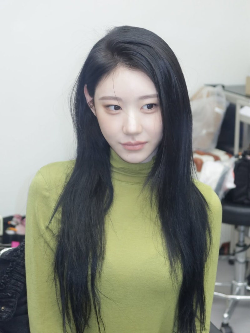 있지 채령 인스타 느좋 사복 코디부터 조이그라이슨 화보 패션까지