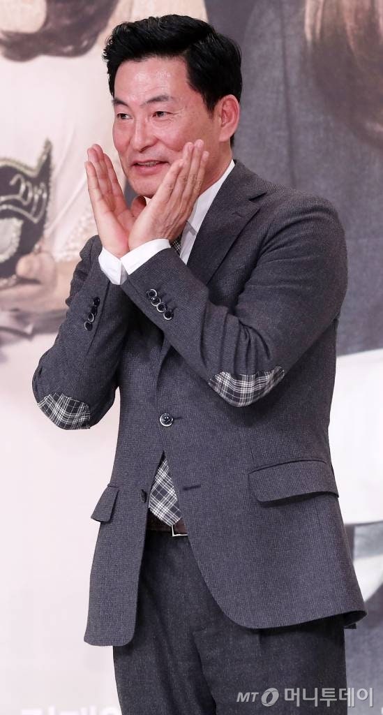 배우 이한위 프로필 최혜경 와이프 아내 나이차이 자녀 고향