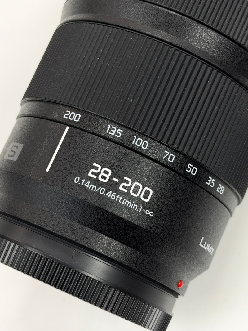 파나소닉 루믹스 28-200mm F4-7.1, 라이카에도 사용할 수 있다고?