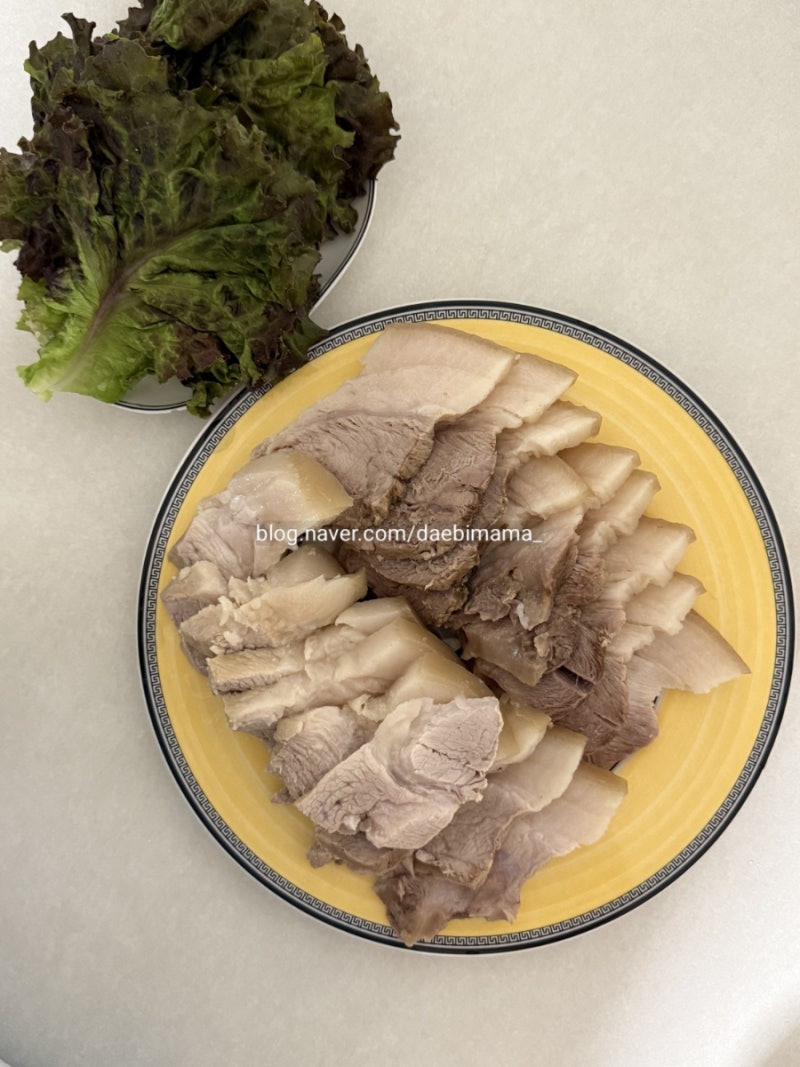 돼지 앞다리살 수육 레시피｜다이어트 중에도 부담 적게 먹는 수육 만들기