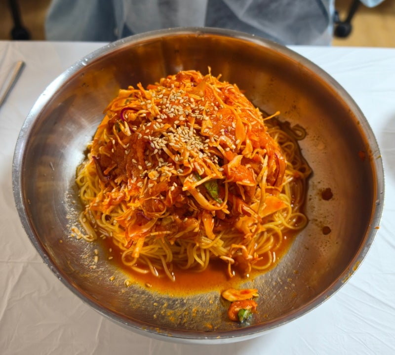 속초 맛집 아바이회국수 웨이팅 주차 회국수 회덮밥 솔직후기