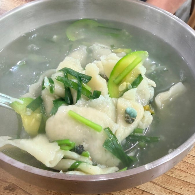 광주) 섬진강다슬기수제비 / 시원 칼칼한 국물이 술을 부르는 맛, 서구 쌍촌동 다슬기수제비 ....
