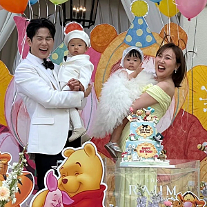 임라라 쌍둥이 첫돌, 남의 돌잔치 사회 보던 남편과 결혼한 식장에서 입은 연노란 드레스