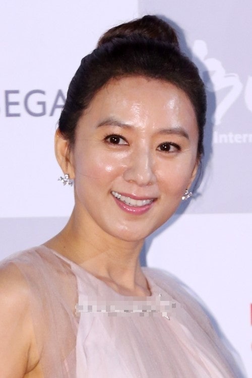 데뷔 44년 '59세' 김희애, 주름 논란에 민낯 공개했더니 결국…