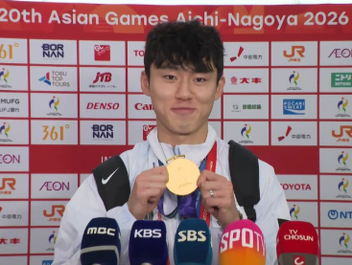 [논란의 중심]“9일 뒤 입대였는데…” 금메달보다 ‘군대 안 갑니다’가 남은 주장 이기혁 ....
