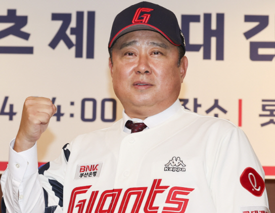 “24억 감독도 결국 못했다” 김태형 3년 연속 가을야구 실패, 롯데 진짜 문제는 따로 있었나