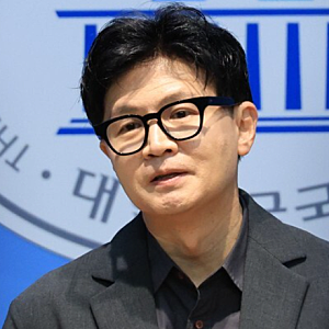 "장관이 국회의원 가르치나?" 한동훈 '북한에 찍소리 못 해' 직격에 조현 "답변 거부" 국감장 ....